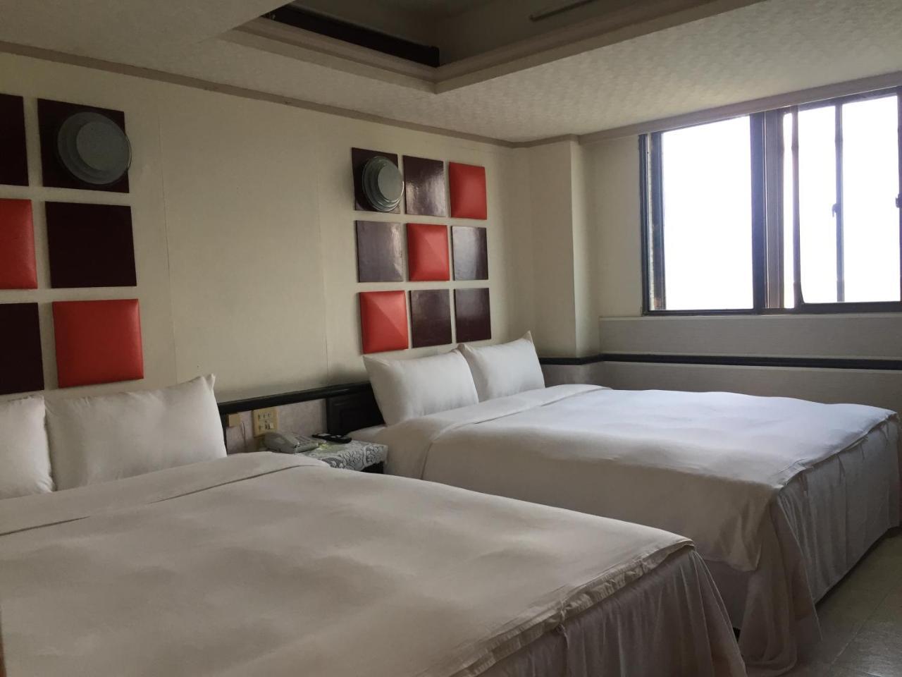 King Lo Tung Hotel Луодонг Екстериор снимка