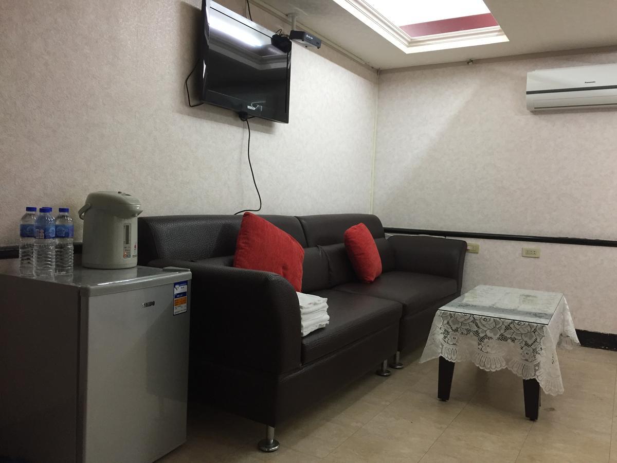 King Lo Tung Hotel Луодонг Екстериор снимка